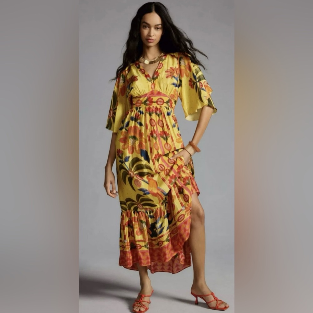 Farm Rio printed v neck ruffle hem dress